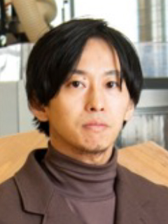 秋吉 浩気氏