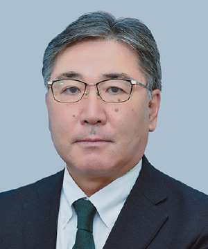 浅利 栄文 氏