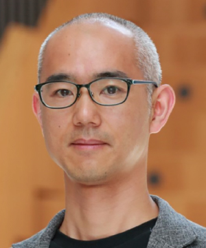 住吉 大輔 氏